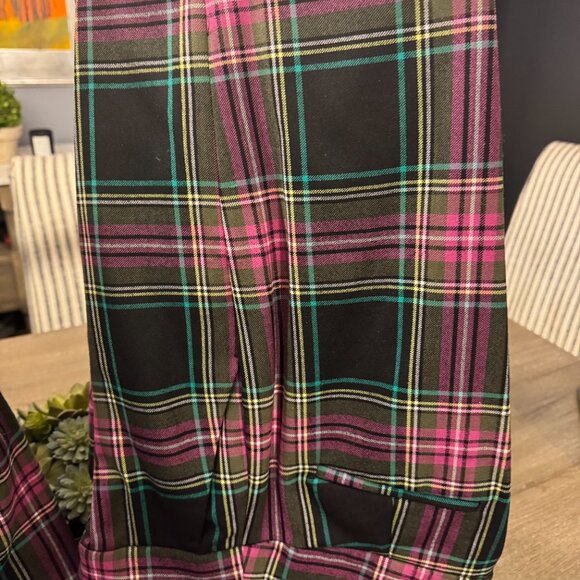 J Crew Suit, Blazer Size 2, Pants Size 4, Worn Once - Picture 3 of 5